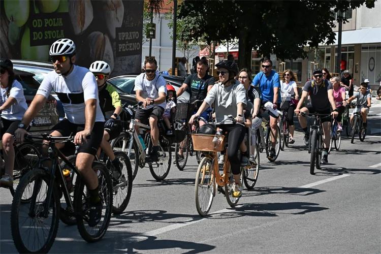 Slika /2025/Prevencija/Obiteljska biciklijada/3.jpg